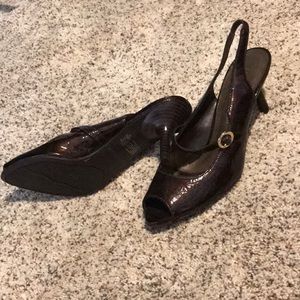 NWT sz 7 Brown Work shoes w/ buckle heels